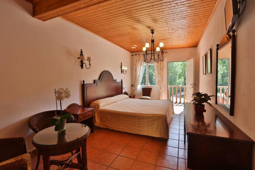 Hotel Rural Noguera De La Sierpe Arroyo Frío Extérieur photo